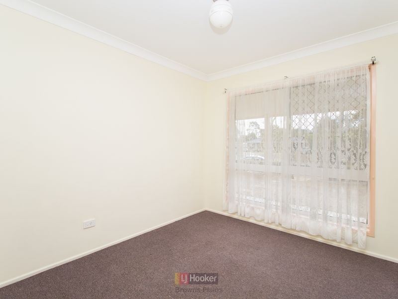 2 Wivenhoe Court, Marsden QLD 4132