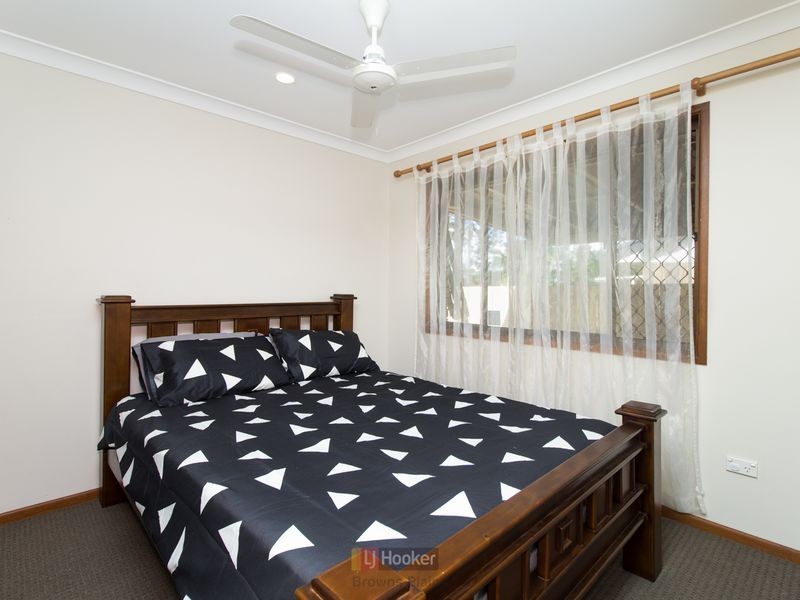 25 Whitcomb Street, Hillcrest QLD 4118