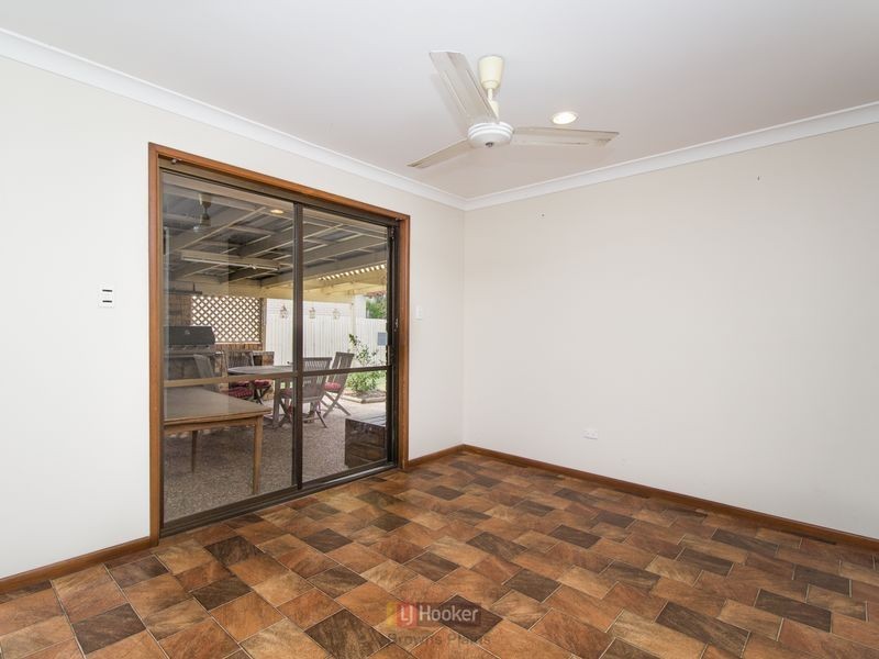25 Whitcomb Street, Hillcrest QLD 4118