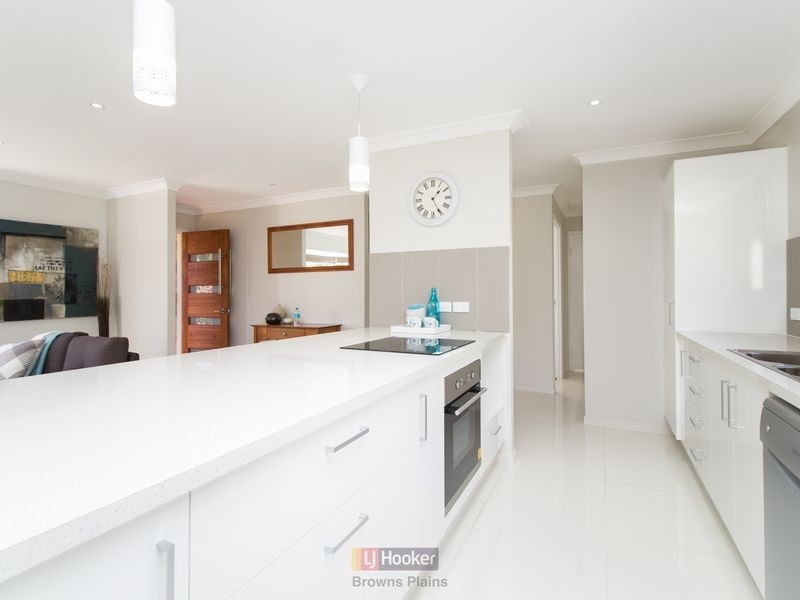 6 Pedder Street, Marsden QLD 4132