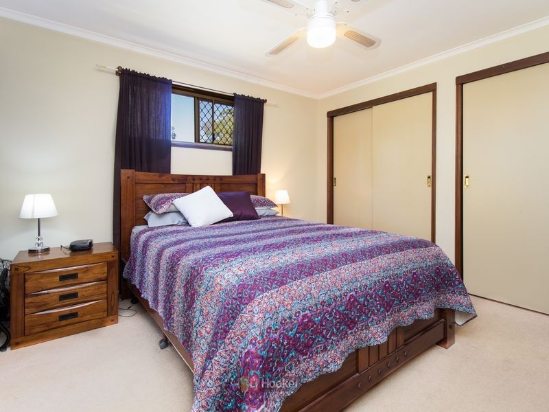 17 Bennett Drive, Regents Park QLD 4118