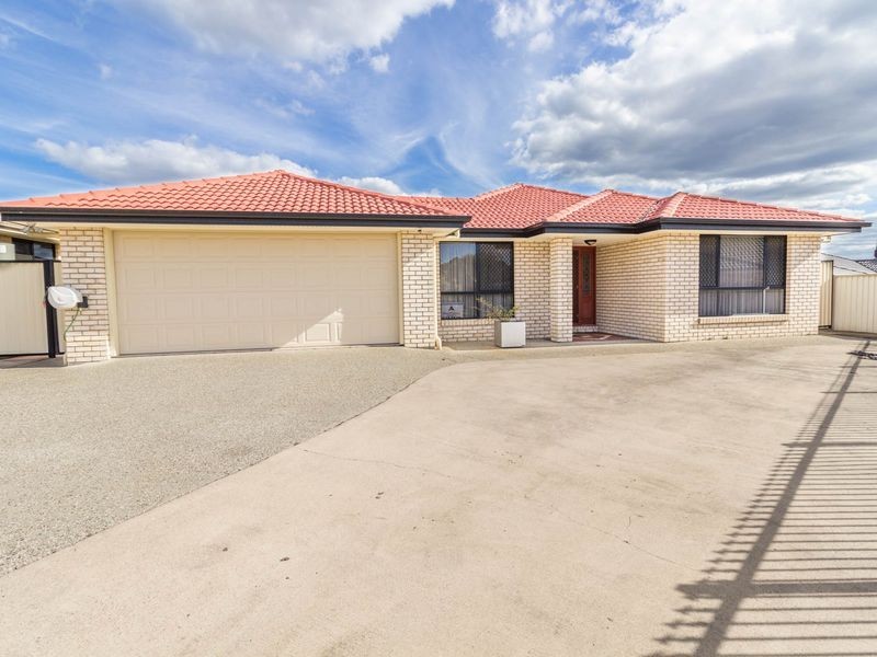 86 Woodlark Crescent, Parkinson QLD 4115