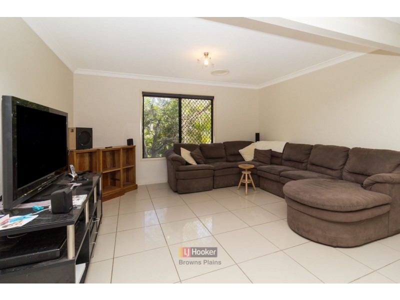 16-18 Goldfinch Court, Greenbank QLD 4124