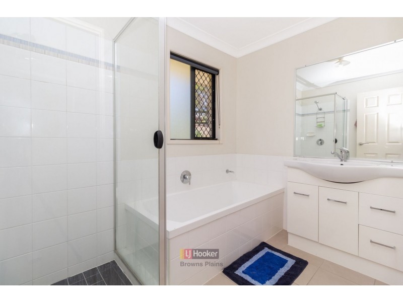 16-18 Goldfinch Court, Greenbank QLD 4124