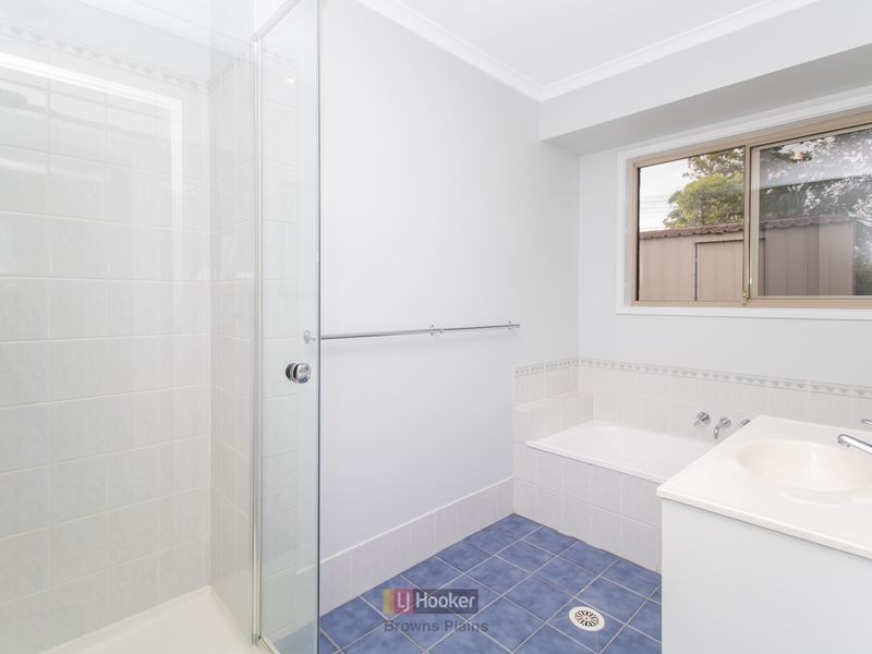 21 Federation Drive, Hillcrest QLD 4118