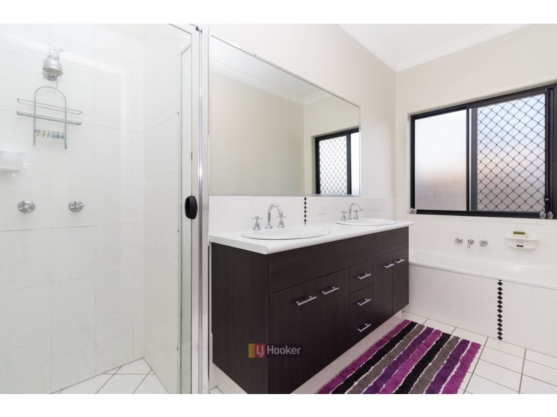 1 Shivvan Court, Marsden QLD 4132