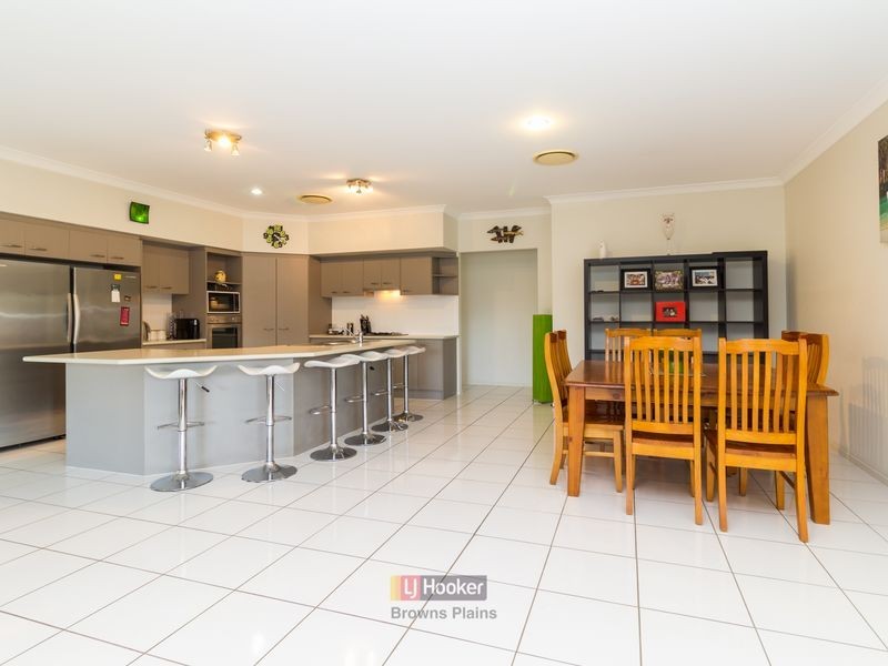 1 Shivvan Court, Marsden QLD 4132