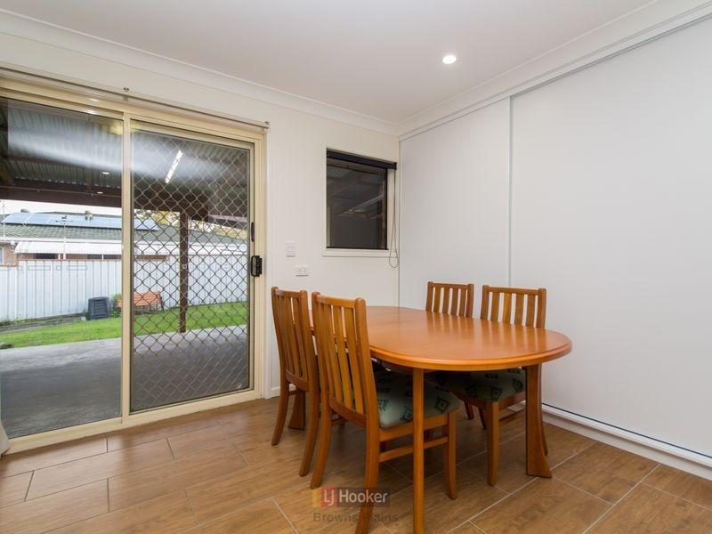 28 Brett Avenue, Browns Plains QLD 4118