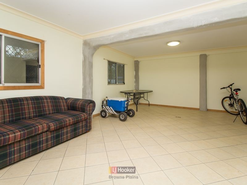 10 Cypress Drive, Marsden QLD 4132