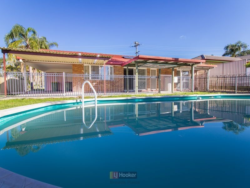 35 Silvertop Street, Hillcrest QLD 4118