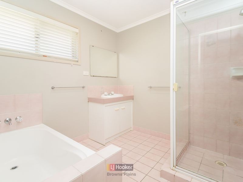 8 Mortlake Crescent, Boronia Heights QLD 4124