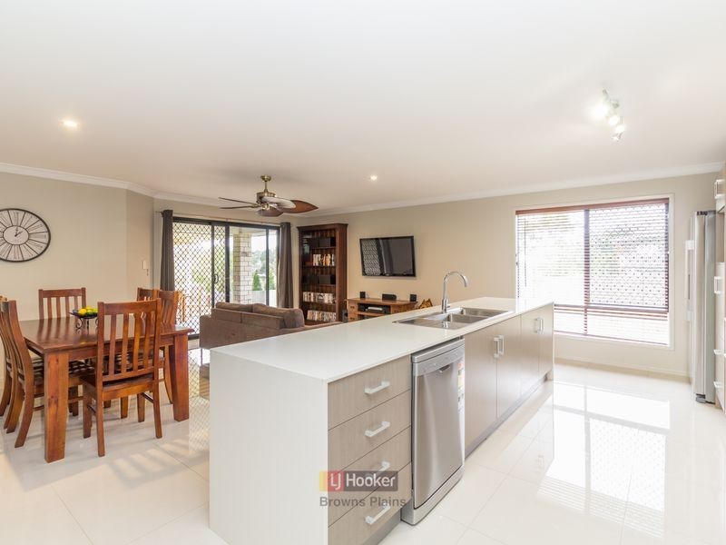 14 Forestglen Crescent, Browns Plains QLD 4118
