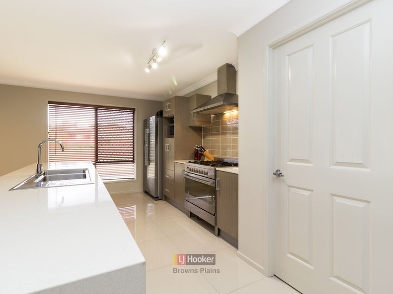 14 Forestglen Crescent, Browns Plains QLD 4118