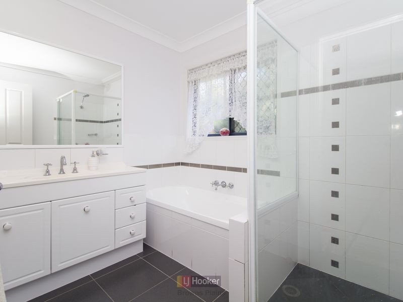 65 Rachel Drive, Crestmead QLD 4132