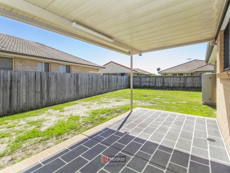 26 Lake Manchester Street, Logan Reserve QLD 4133