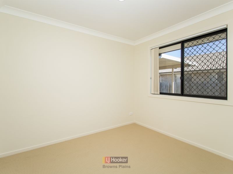 26 Lake Manchester Street, Logan Reserve QLD 4133
