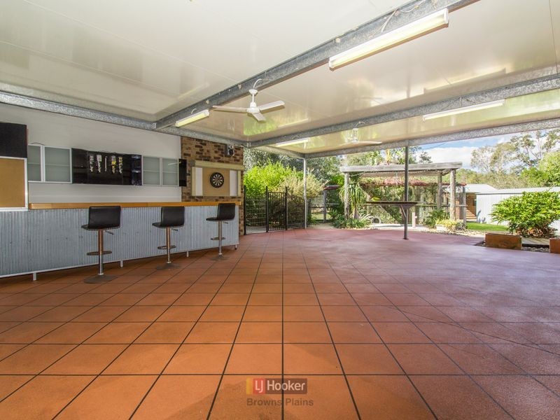 6 Pollen Court, Park Ridge South QLD 4125