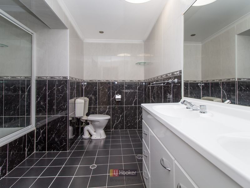 6 Pollen Court, Park Ridge South QLD 4125