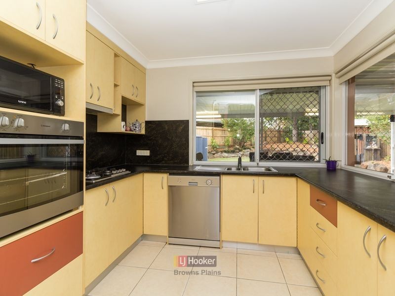 14 Winslow Court, Hillcrest QLD 4118