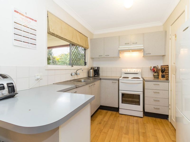 35 Enford Street, Hillcrest QLD 4118