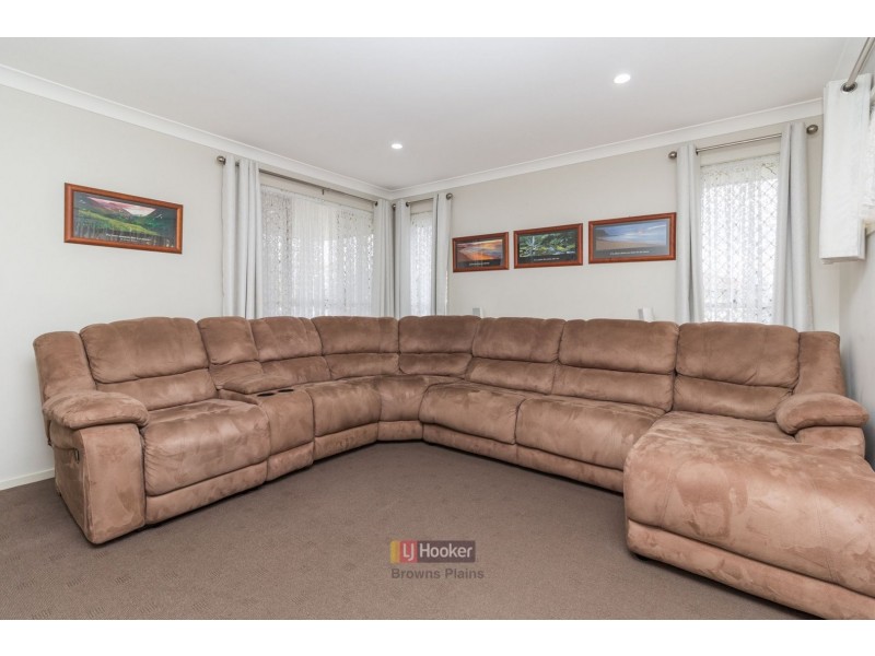15 Rasmussen Avenue, Marsden QLD 4132