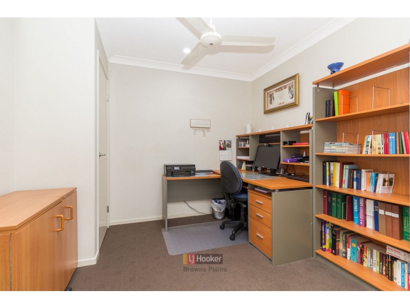 15 Rasmussen Avenue, Marsden QLD 4132