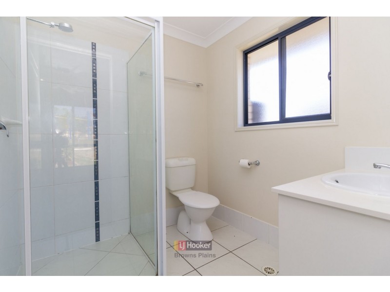 17 Chams Street, Marsden QLD 4132