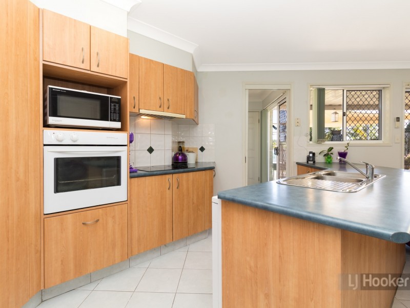 11 Cinear Court, Regents Park QLD 4118