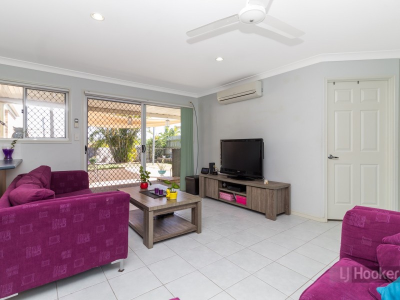 11 Cinear Court, Regents Park QLD 4118