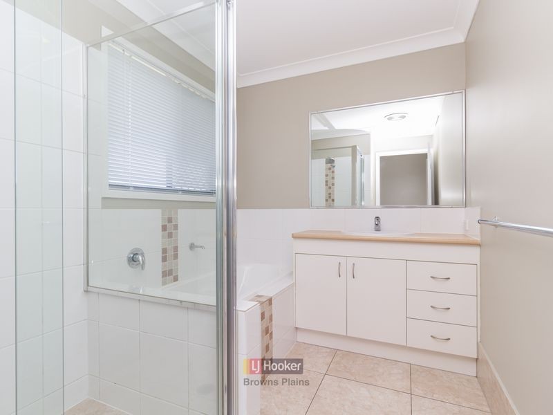 37 Ashmore Close, Marsden QLD 4132