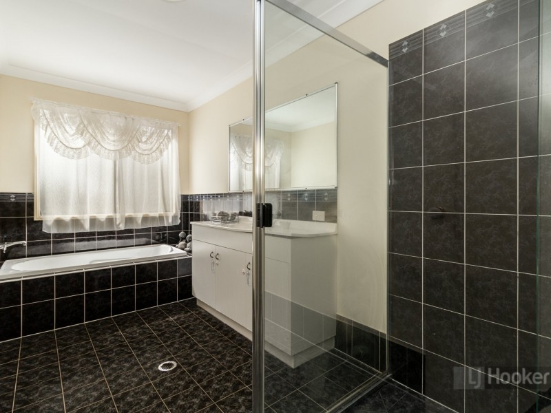 82-84 Chloe Drive, Munruben QLD 4125