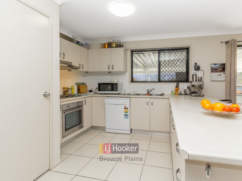 9 Sally Drive, Marsden QLD 4132