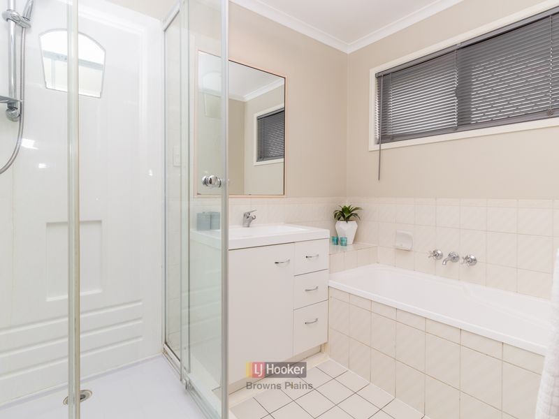 1 Hadley Court, Boronia Heights QLD 4124