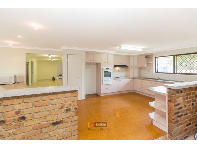 1 Enford Street, Hillcrest QLD 4118