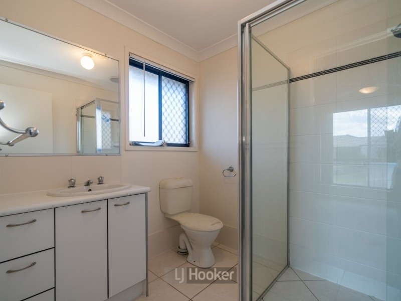 25 Delaforce Street, Regents Park QLD 4118