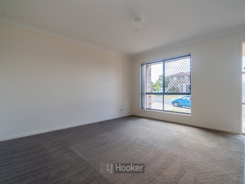 25 Delaforce Street, Regents Park QLD 4118