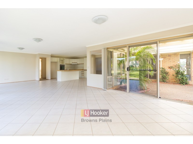 26 Eacham Court, Munruben QLD 4125
