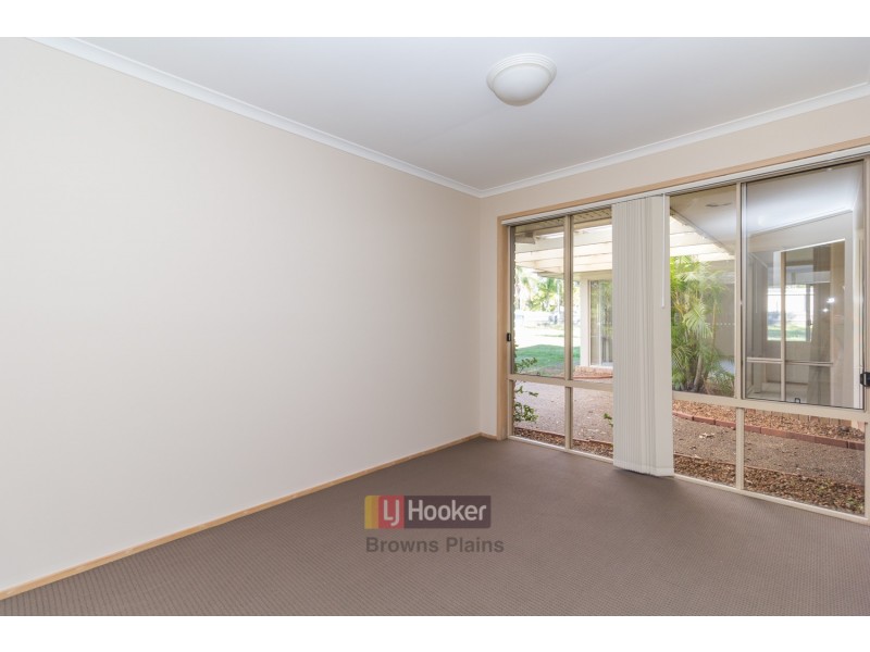 26 Eacham Court, Munruben QLD 4125