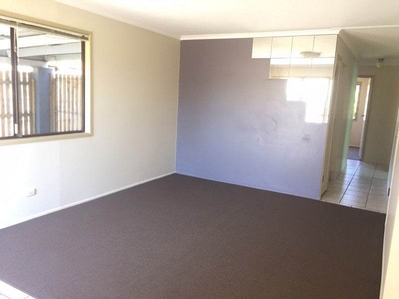 4 Limerick Drive, Crestmead QLD 4132