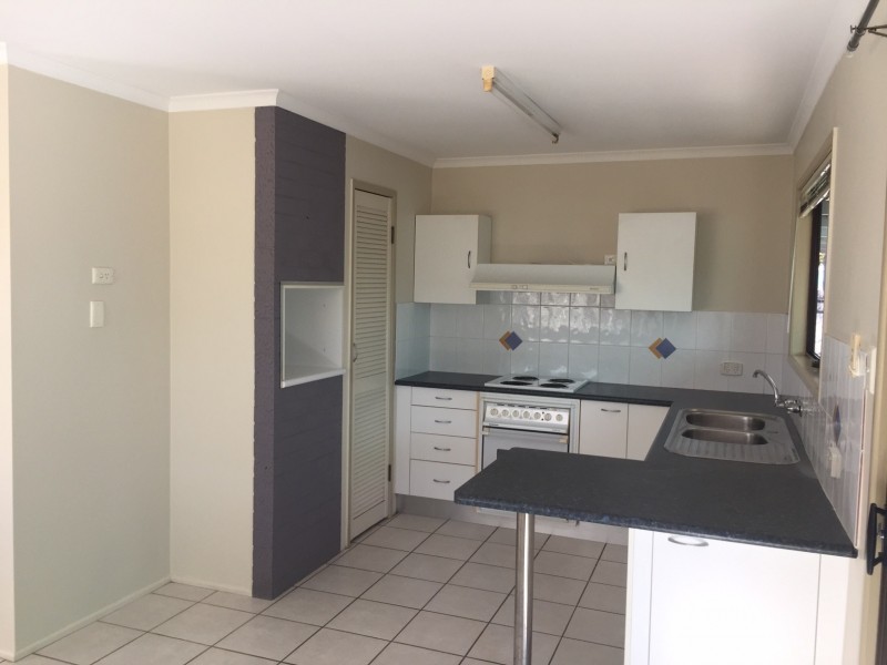 4 Limerick Drive, Crestmead QLD 4132