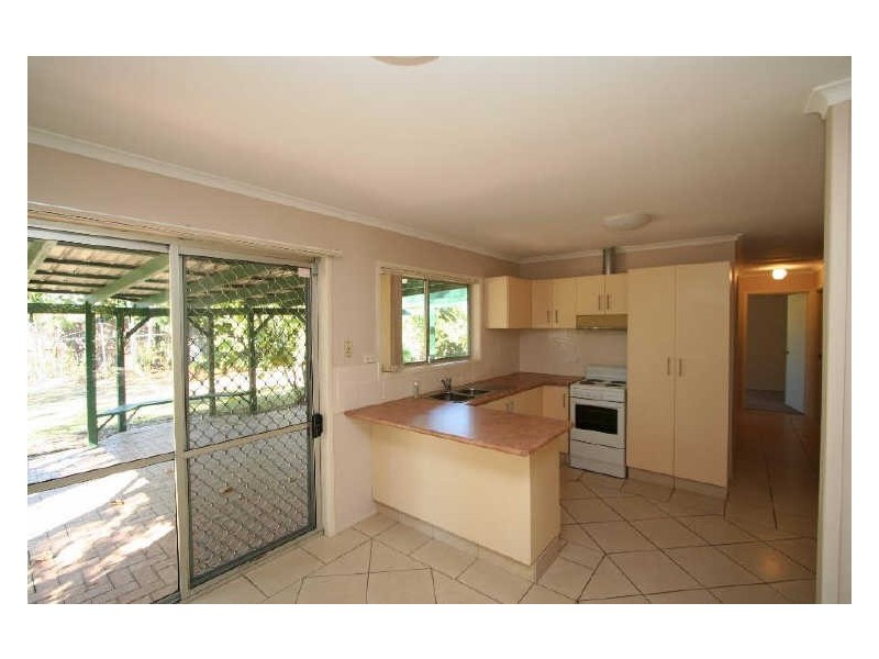 9 Saratoga Street, Browns Plains QLD 4118