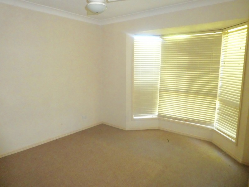 3 Paddies Crescent, Crestmead QLD 4132