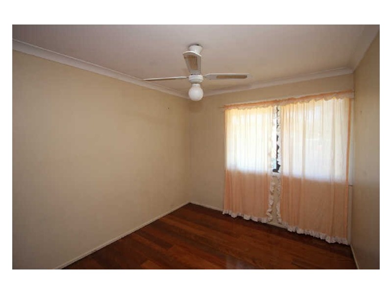 18 Estramina Road, Regents Park QLD 4118