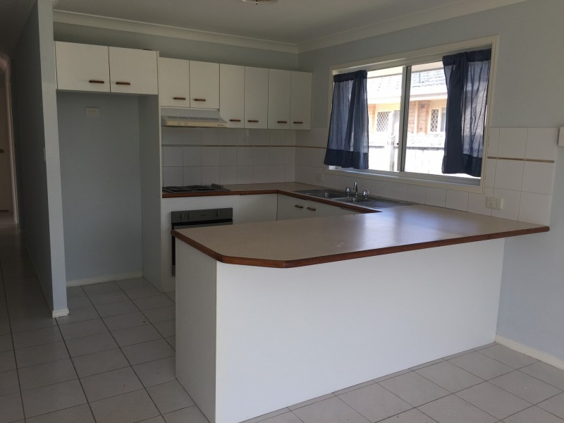 64 Redgum Drive, Regents Park QLD 4118