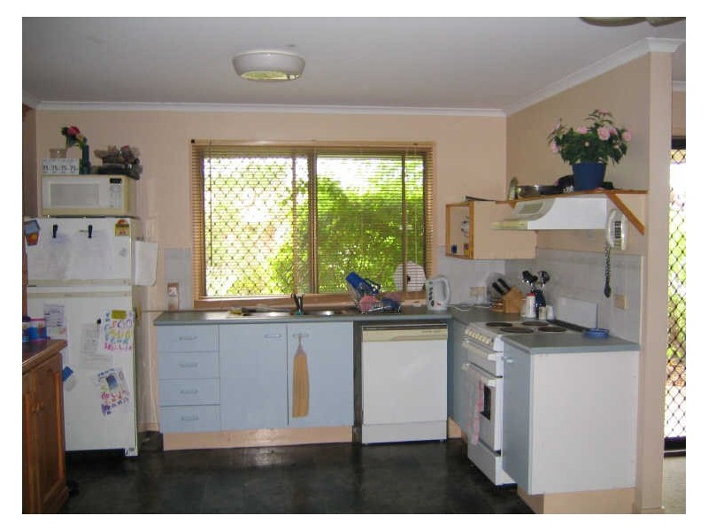 45 Bottlebrush Drive, Regents Park QLD 4118