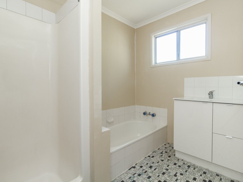 4 Lacebark Street, Crestmead QLD 4132