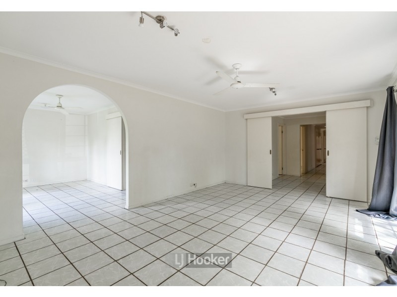 41 Bluegum Drive, Marsden QLD 4132