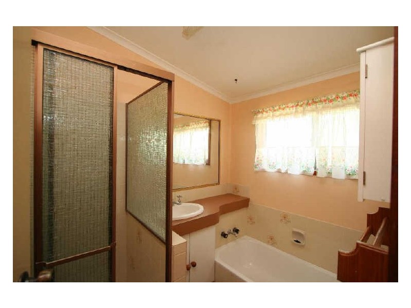 195 Crest Road, Greenbank QLD 4124