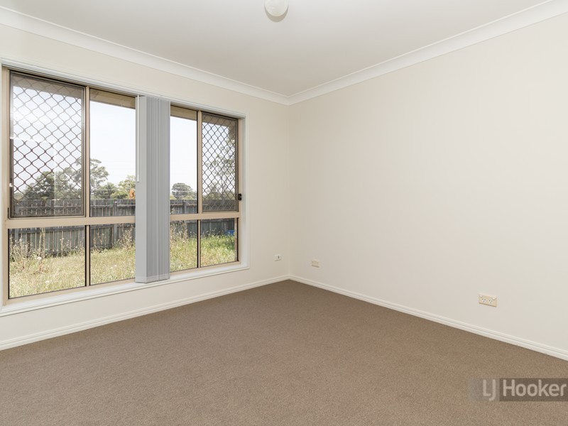 12 Lansdown Road, Waterford West QLD 4133