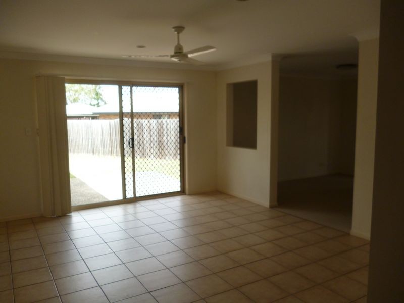 16 Zac Street, Marsden QLD 4132